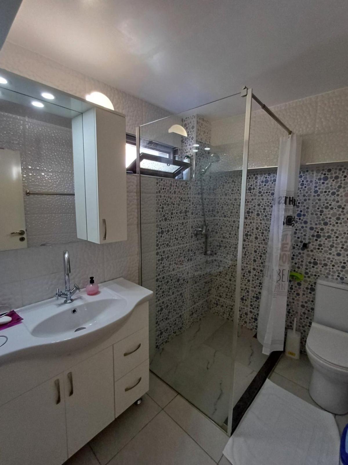 The White House Apartment Divjake Ngoại thất bức ảnh